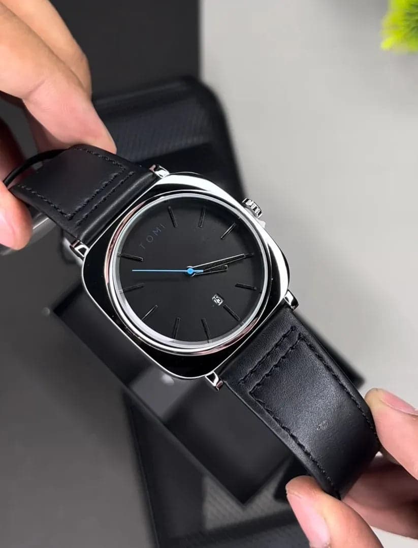 TOMI Original Menβs Black Leather Watch | Analog Date Display | Premium Stainless Steel